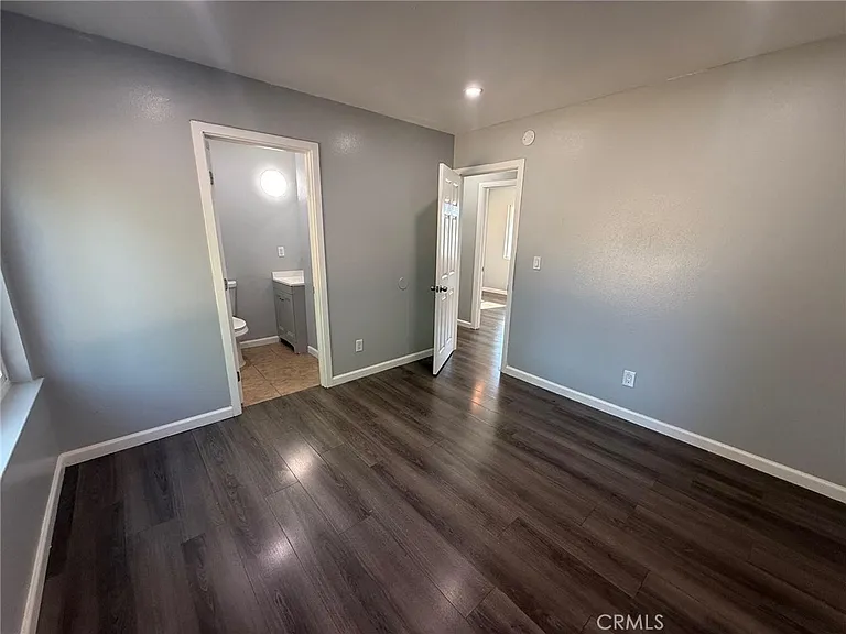 43051 Yew St — Photo 11