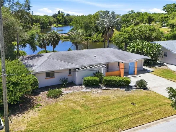 2940 Bougainvillea St, Sarasota, FL 34239