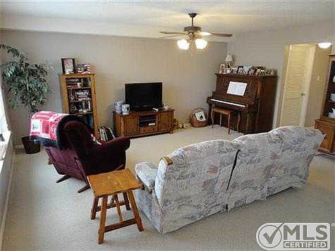 5th image of 10937 Bullseye St