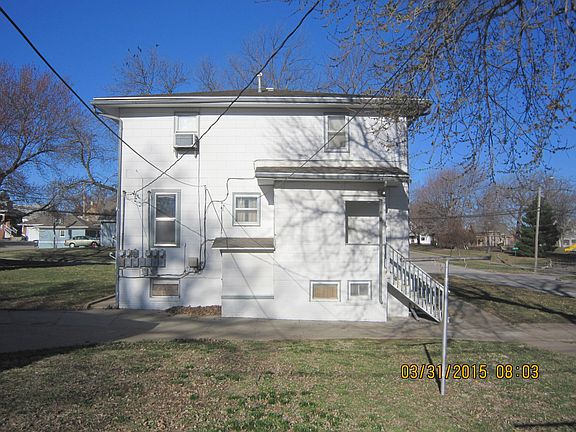 4th image of 218 N 10th St