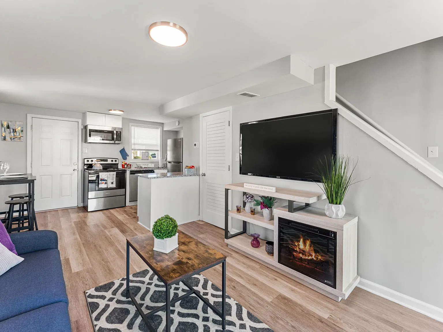 Park Northside Apartments — Photo 4