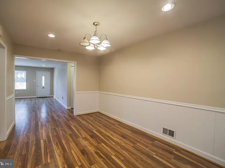 2090 Jason Ct — Photo 13