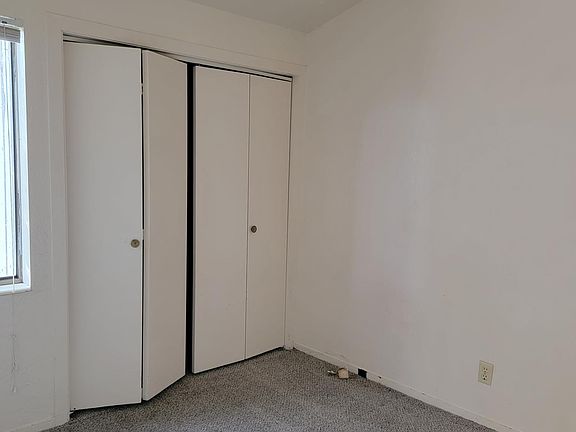 5th image of 1808 Shoup Ave E