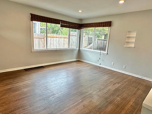 2nd image of 4202 4th Ave NW