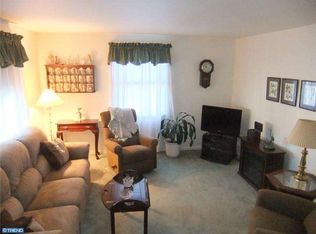 327 Lynn Rd, Springfield, PA 19064