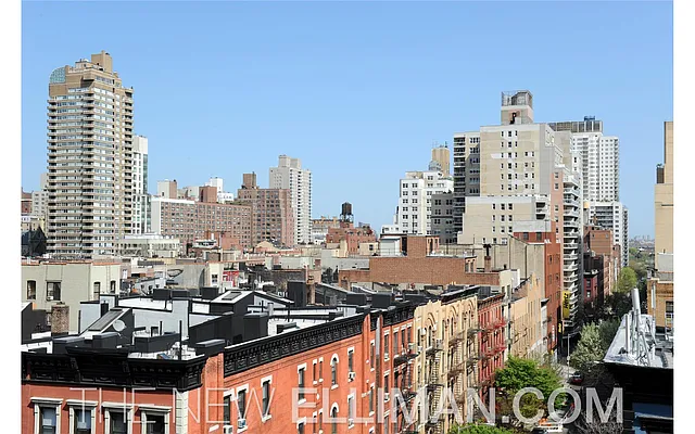 Sold by Douglas Elliman | media 14