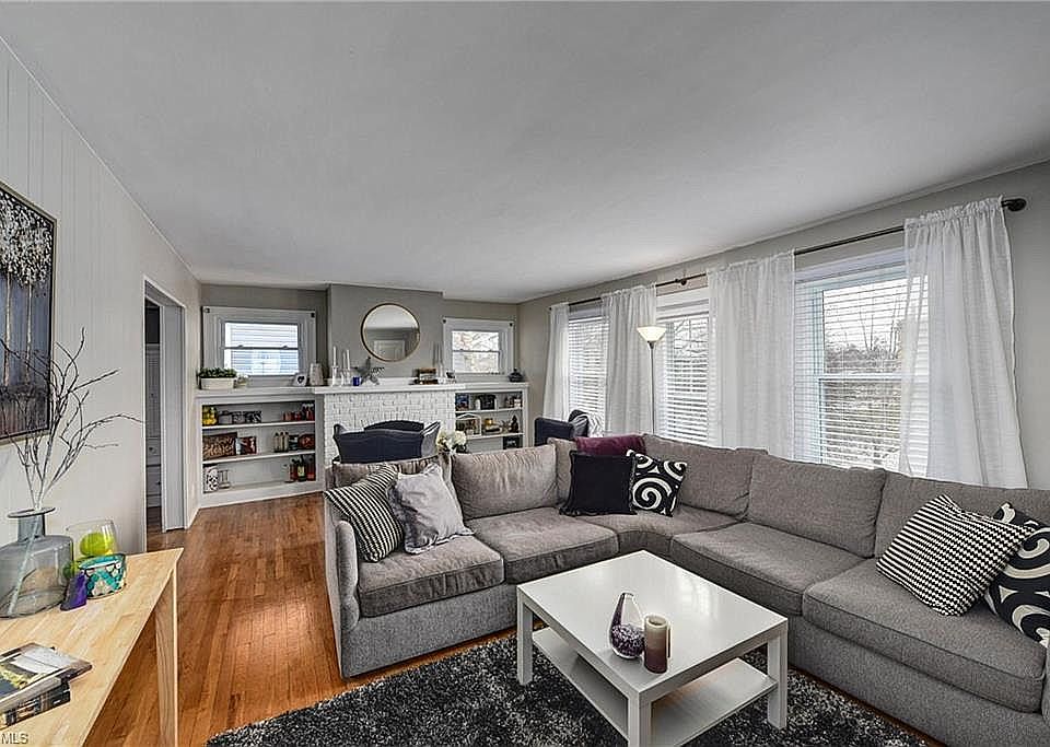 1st image of 13448 Clifton Blvd