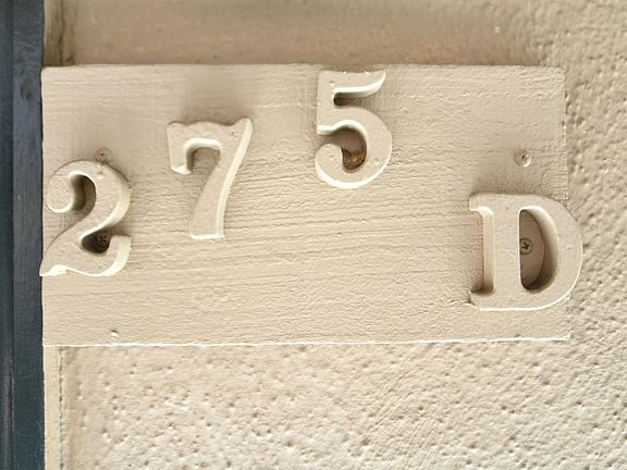3rd image of 275 Macarthur Blvd #D