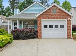 225 Dennis Dr, Alpharetta, GA 30009