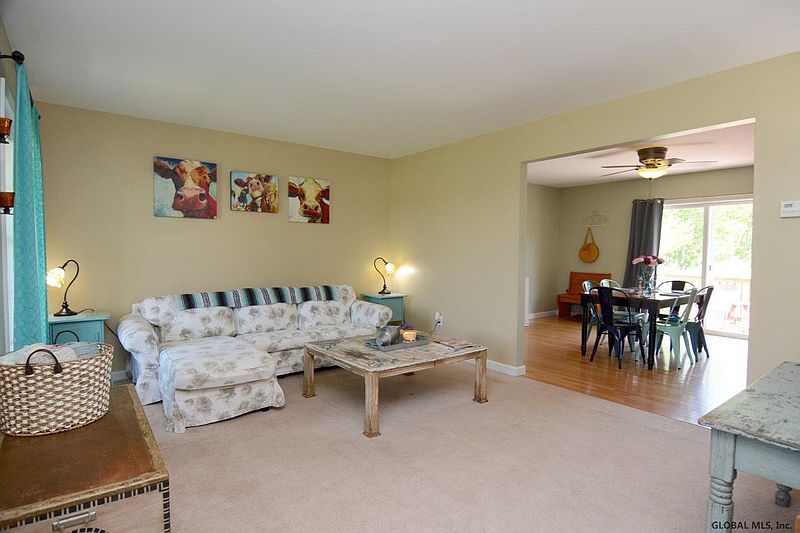 2nd image of 1570 DIVISION Street