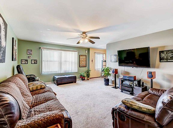 4th image of 3025 Edgington St Unit D