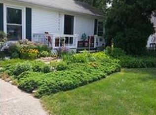 1039 N Pasadena Ave, Elyria, OH 44035