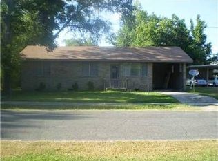 208 Gill St, Dequincy, LA 70633