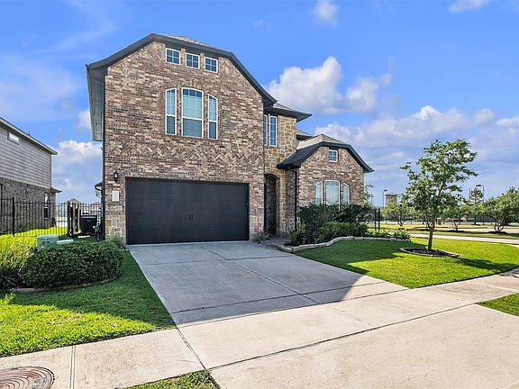 5th image of 3919 Cantone Grotto Ct