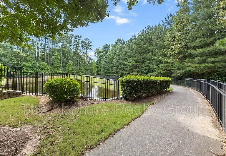 8611 Macedonia Lake Dr #1 — Photo 39