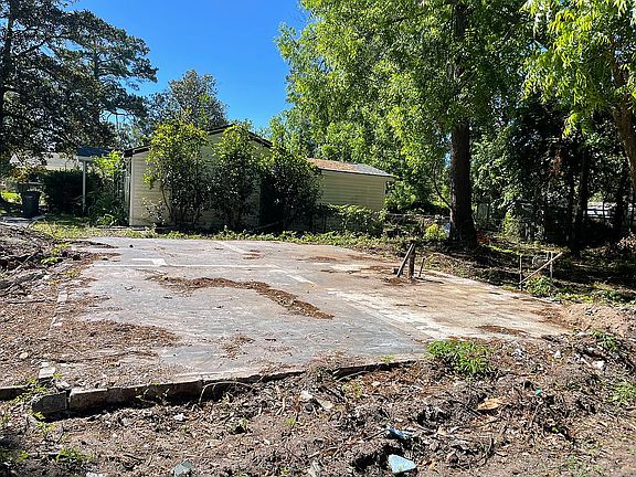 3rd image of 115 Gilliam Ave
