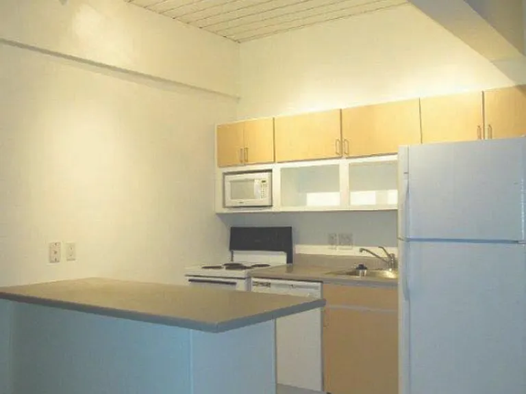 Park Terrace West Apartments — Photo 42