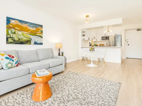 3138 Waialae Ave APT 413, Honolulu, HI 96816