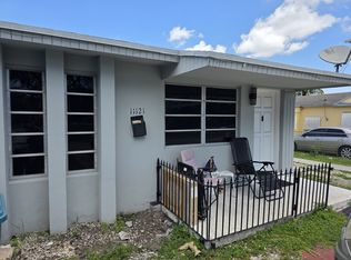 11121 SW 7th Ter, Miami, FL 33174