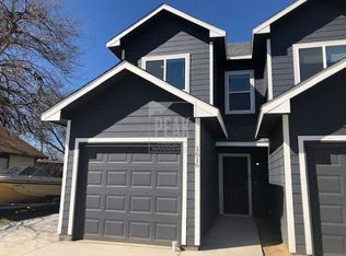 1616 Ash Crescent St, Fort Worth, TX 76104