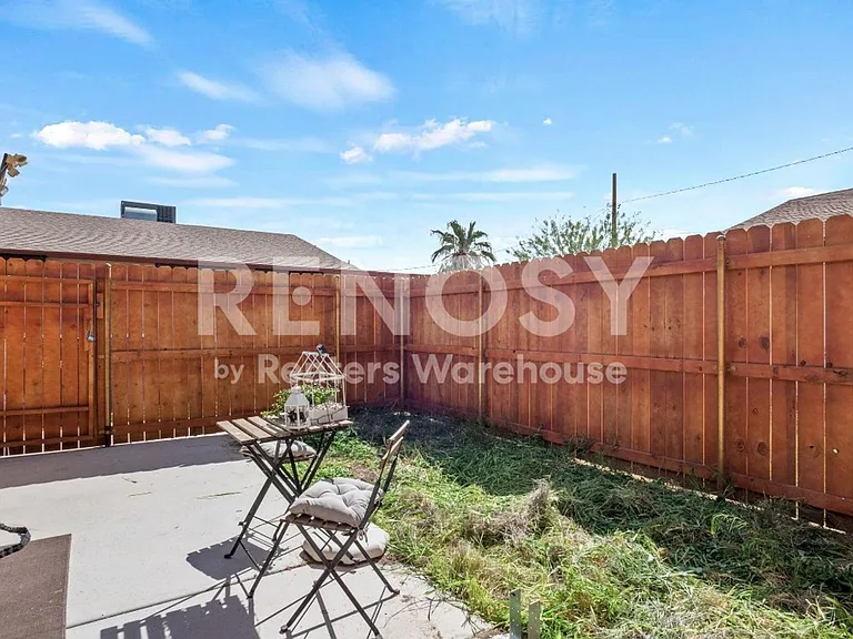 729 E Mission Ln #1 — Photo 29