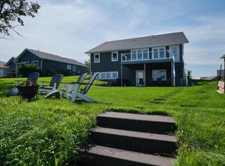 116 W Bay Rd, Lake Park, IA 51347