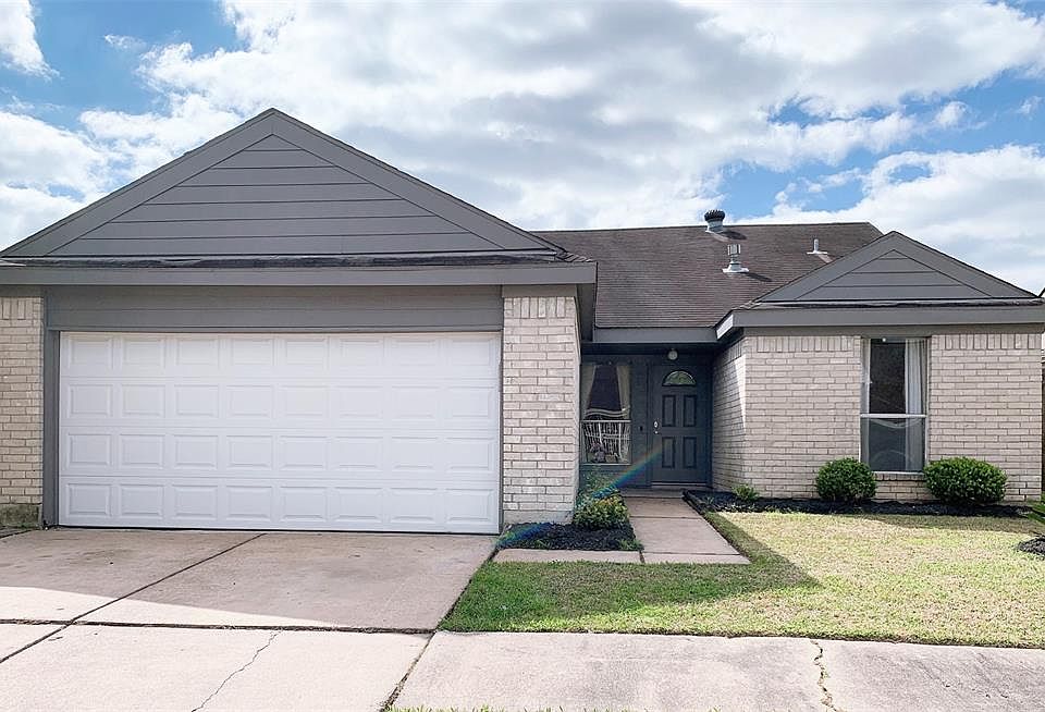 1st image of 13507 Rainbow Falls St