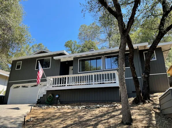 12731 Greenbrook Loop, Penn Valley, CA 95946