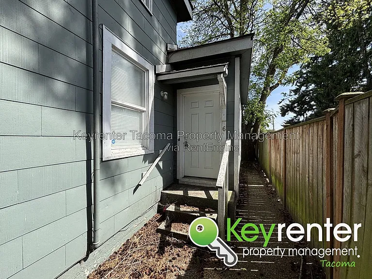 1408 S 14th St #6 — Photo 2