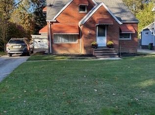 4493 Telhurst Rd, South Euclid, OH 44121