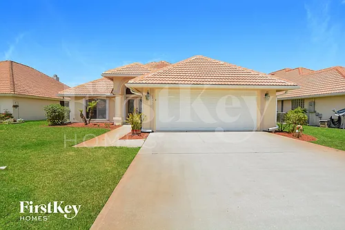 1655 James Cir Photo 1