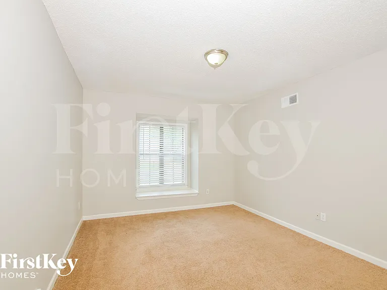 4619 Leash Ln — Photo 15