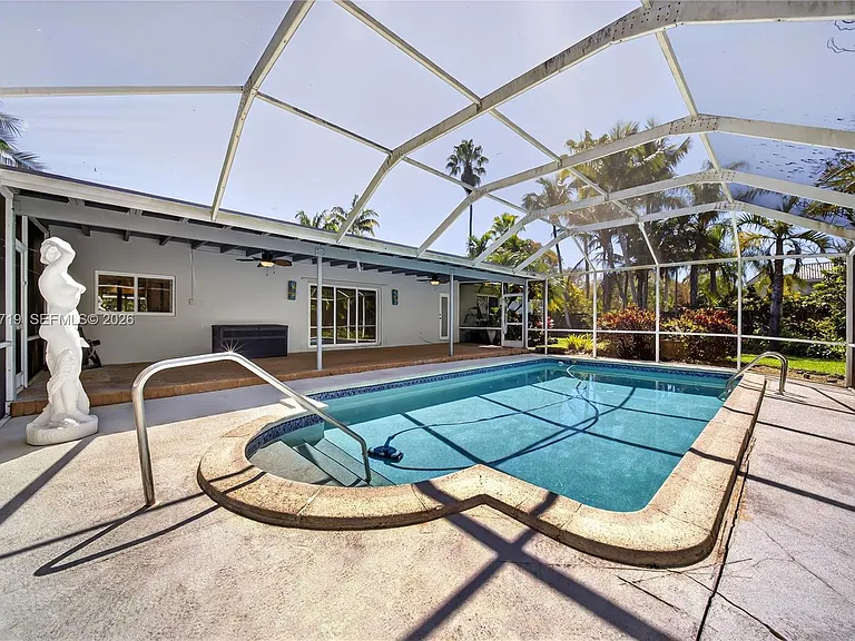 10142 SW 79th Ave — Photo 50