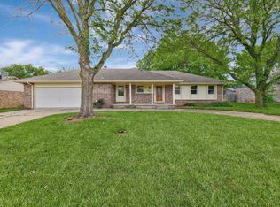 630 Park Rd, Rose Hill, KS 67133