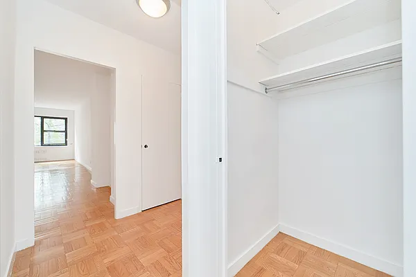 Rented by Living New York | media 21