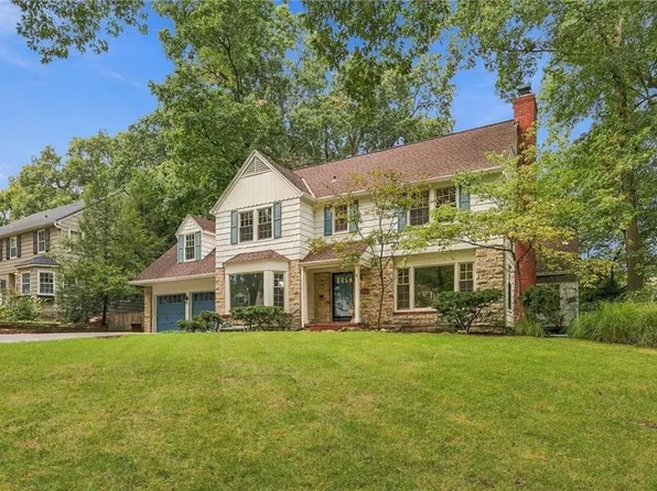 2518 Tomahawk Rd, Mission Hills, KS 66208
