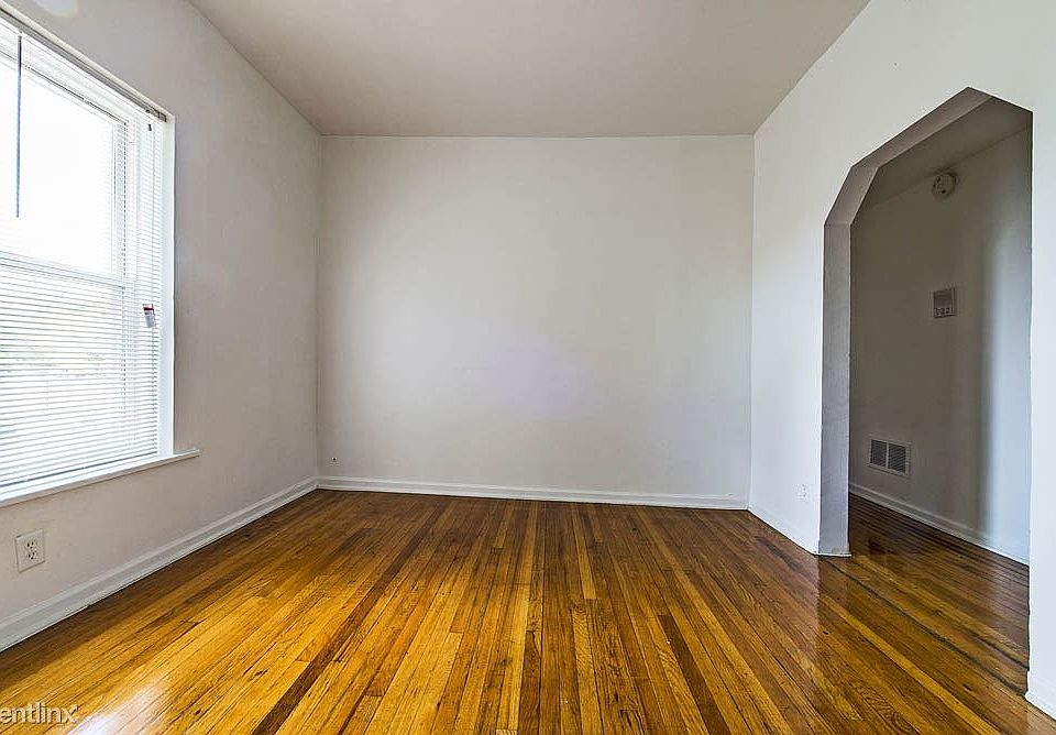 3650 W 18th St Apartments Chicago Living Room_1
