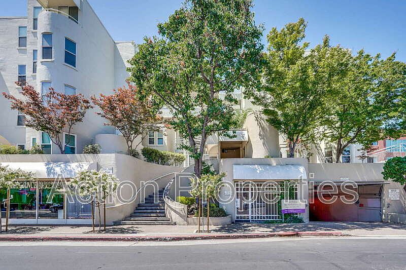 1st image of 432 High St APT 101