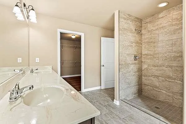 3920 Lake Manor Way — Photo 14