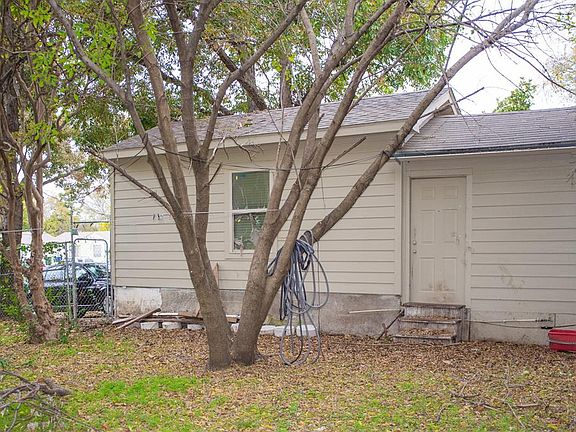 5th image of 1548 Meadowbrook Dr