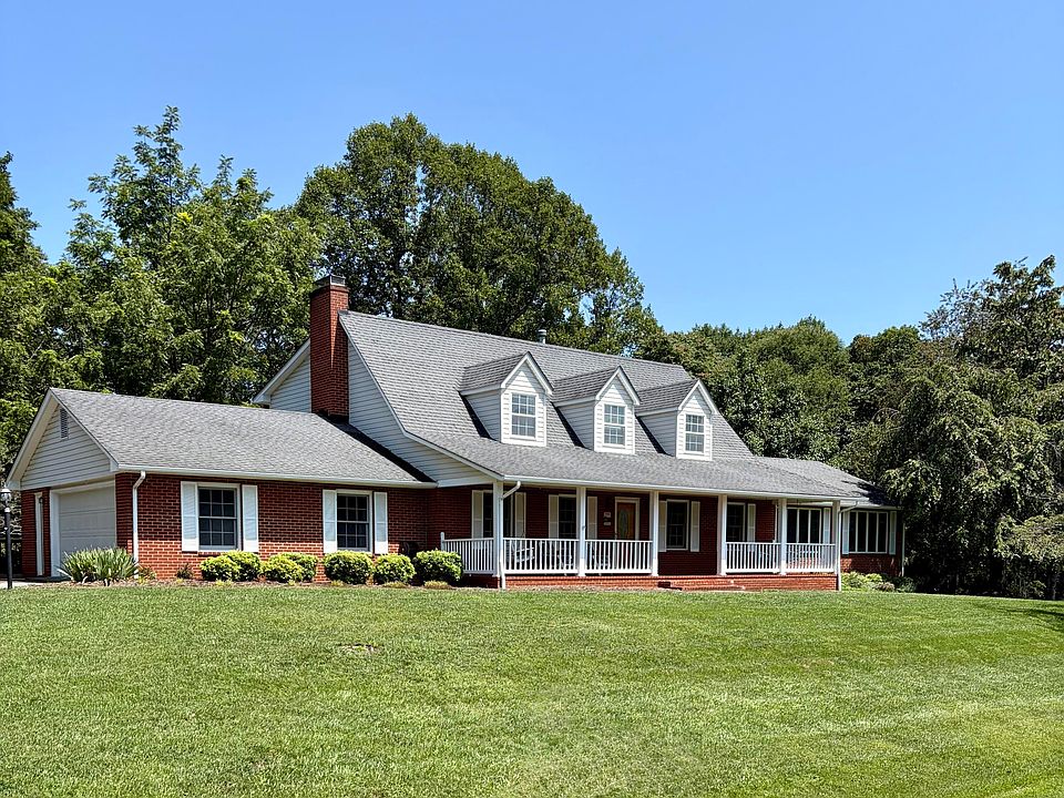 1st image of 7031 Highfields Farm Trl
