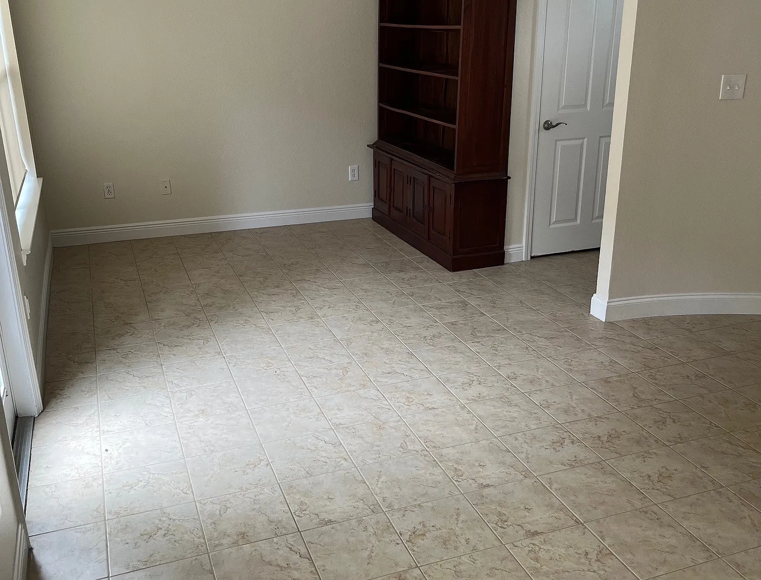 2 bed, 2.5 bath, 900 sqft, $1,750 — Photo 3