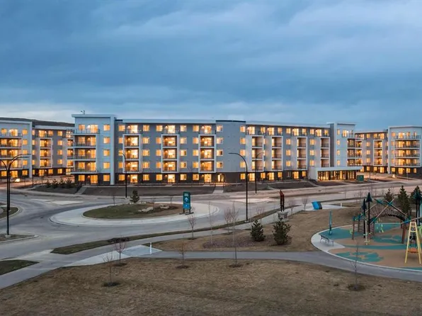 265 S Wolf Willow Blvd SE #2304, Calgary, AB T2X 3Z8