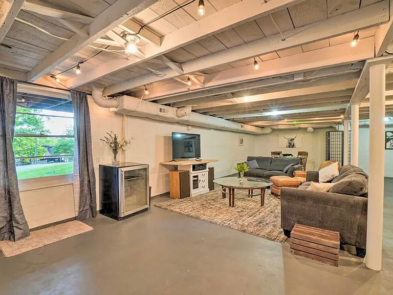 328 River Dr — Photo 25