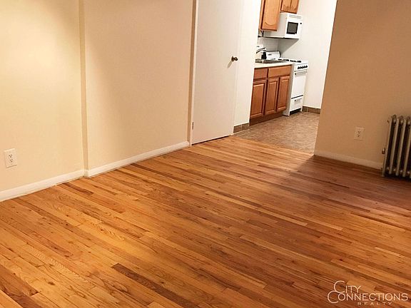 2nd image of 310 W 14th St APT 3F