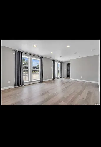 1234 N 725 W Photo 1