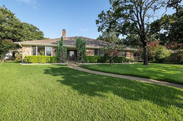 1st image of 4 Whispering Vine Ct