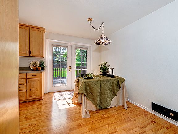 5th image of 13324 47th Ave SE