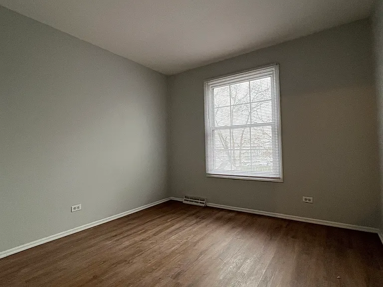 461 James Ct #B — Photo 12