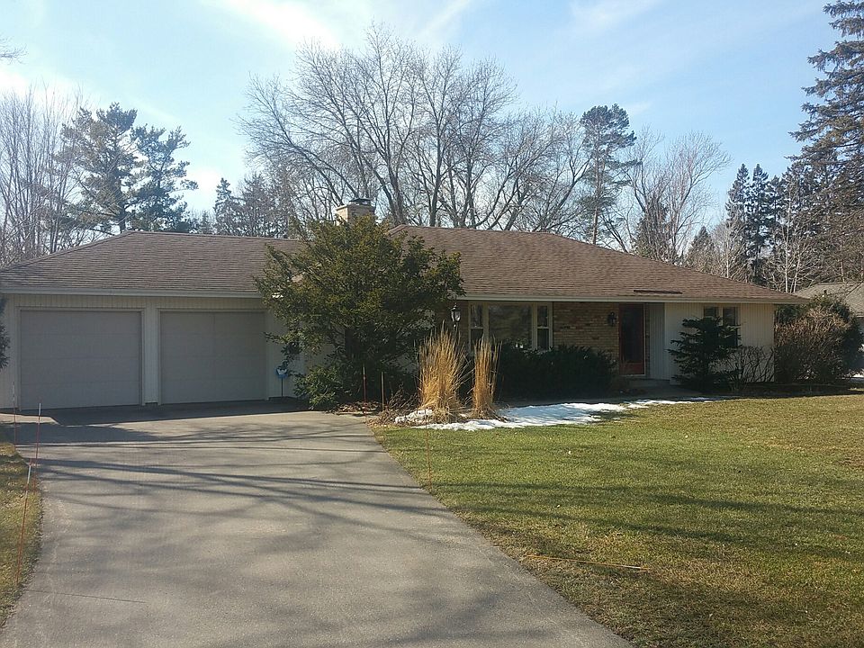 2nd image of 166 Babcock Ln W